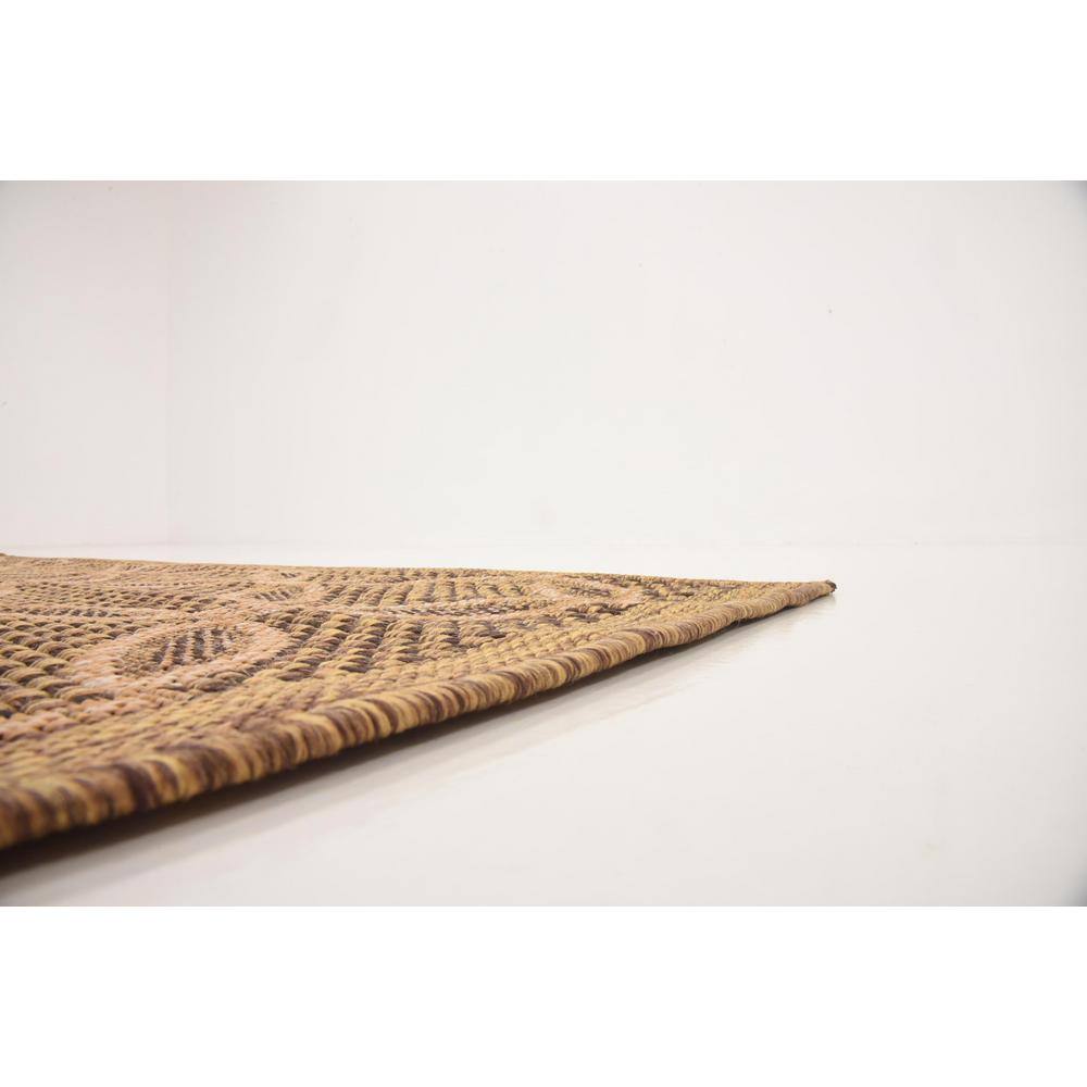 Ivory and Light Brown Geometric Synthetic Area Rug, 5x8 ft