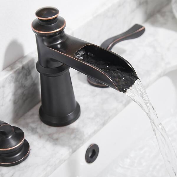 WELLFOR 8 in. Widespread Retro Double Handle Bathroom Faucet