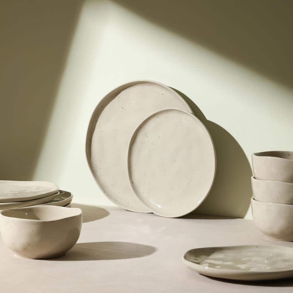 Mirella 12-Piece Dinnerware Set - Thumbnail 4