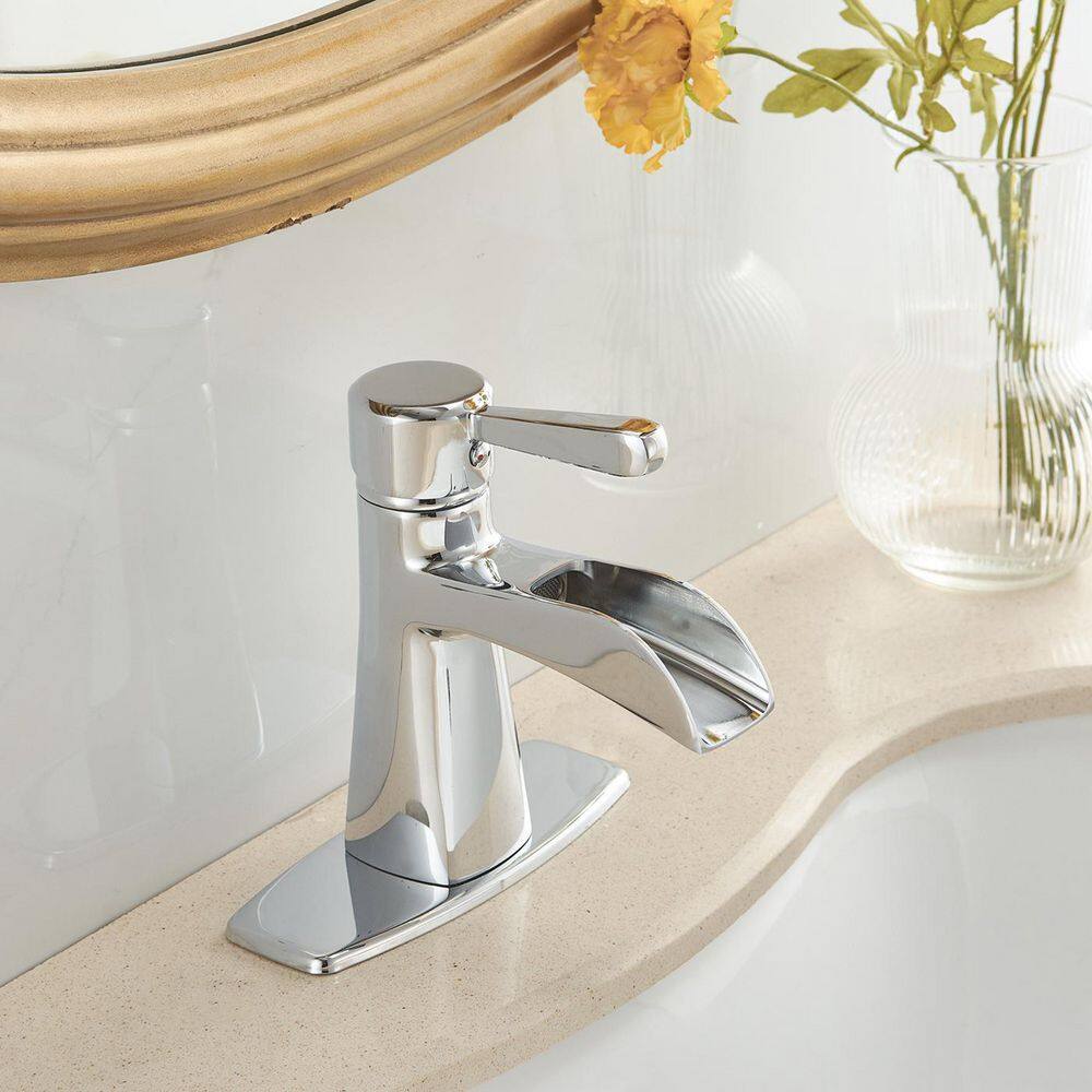 Brushed Chrome Single Handle Bathroom Faucet with Drain Assembly
