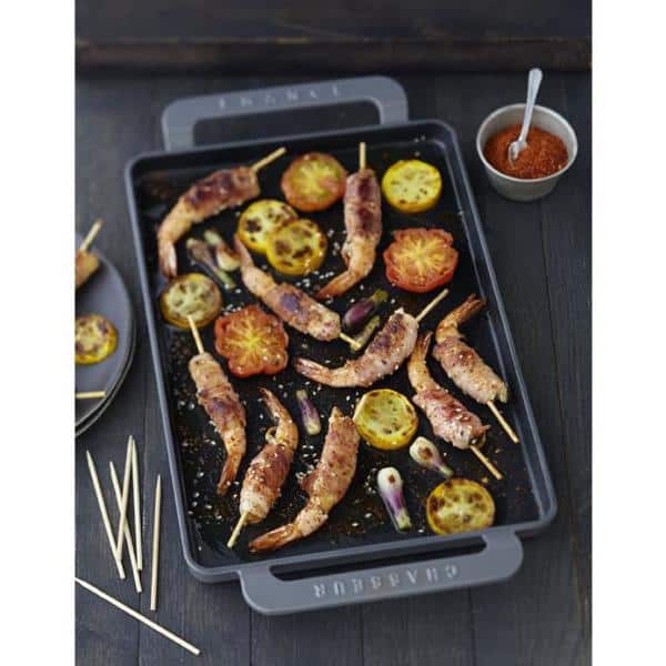 14" Caviar Grey Enameled Cast Iron Griddle