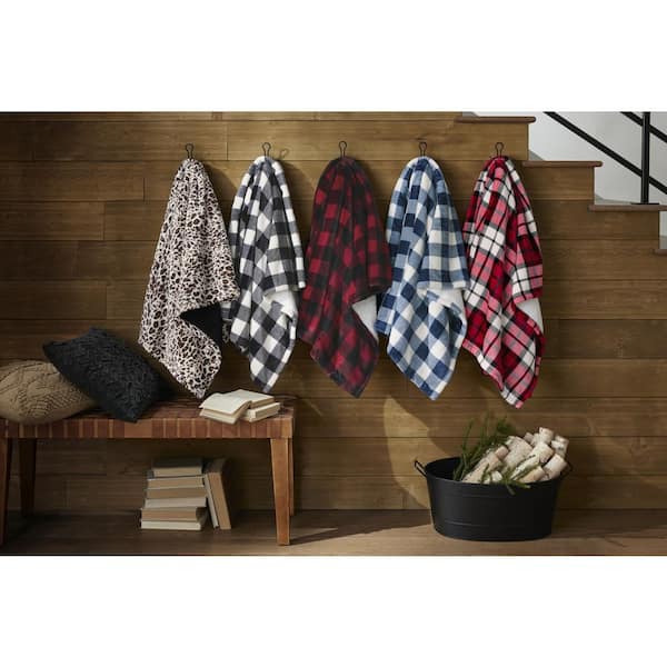 Red plaid sherpa discount blanket