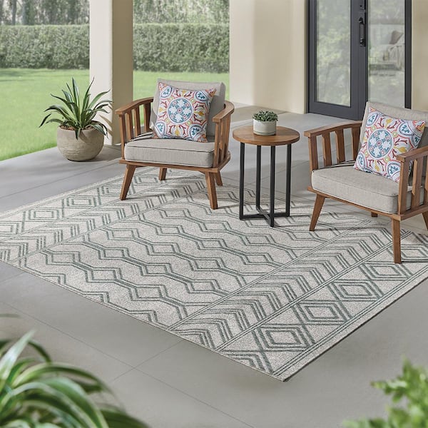 Cream/Gray 5 ft. x 7 ft. Global Indoor/Outdoor Area Rug