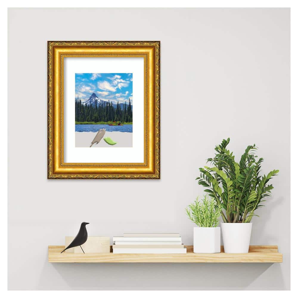 Colonial Embossed Gold Pine Wood Wall Picture Frame