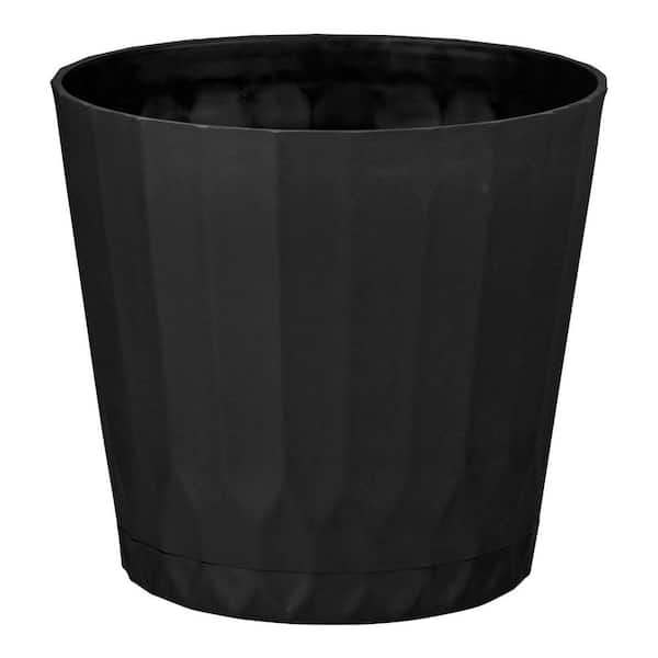 Vigoro 10 in. Concord Medium Black Recycled Plastic Planter (10.6 in. D x 9.5 in. H) with Attached Saucer