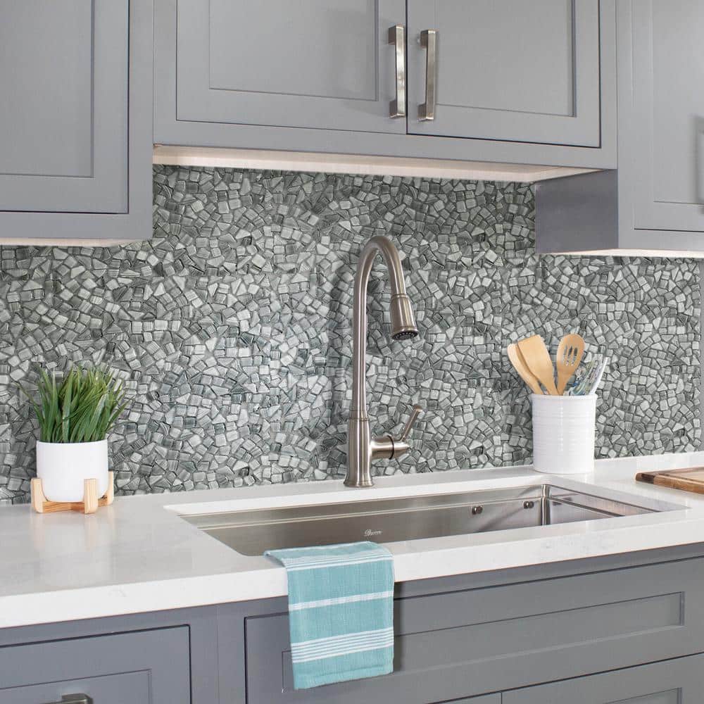 Gray Pebble Polished Glass Mosaic Tile for Kitchen and Bathroom