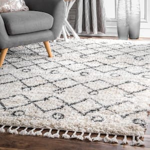 Kristi Moroccan Transitional Shag Ivory 5 ft. x 8 ft. Area Rug