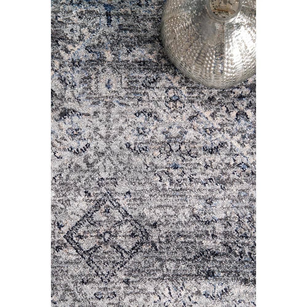 Vintage Medallion Gray 9' x 12' Synthetic Easy-Care Area Rug