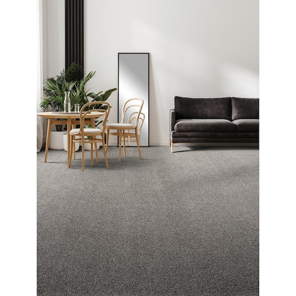 Hazelton III - Express - Gray 60 oz. Polyester Texture Installed Carpet