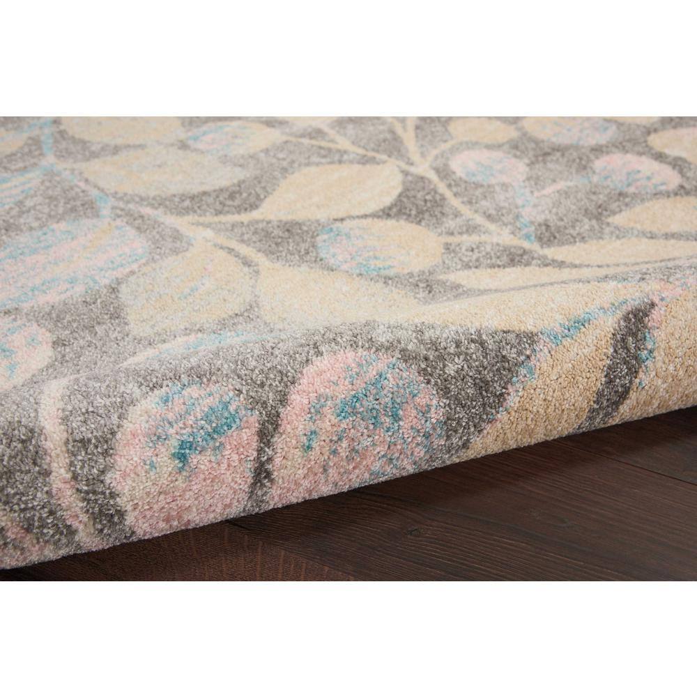 Elegant Grey/Beige Floral Synthetic 5' x 7' Area Rug
