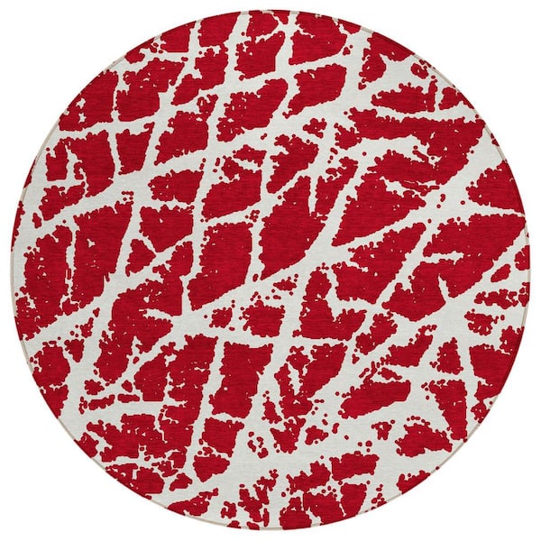 HomeRoots Red 8 ft. Round Abstract Indoor / Outdoor Area Rug