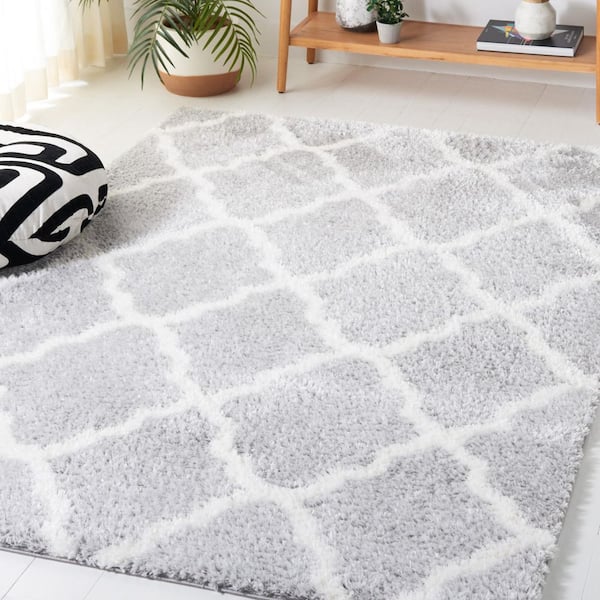Tahoe Shag 7 ft. x 9 ft. Light Gray/White Trellis Diamond Area Rug