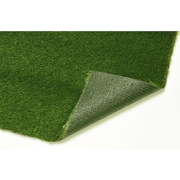 Nance Carpet and Rug Premium Turf Rug 7 ft. x 10 ft. Green