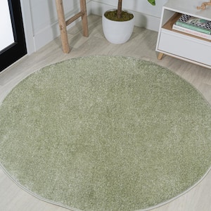 Green 8 ft. Round Haze Solid Low-Pile Area Rug