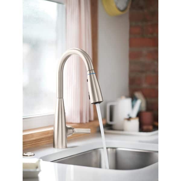 Haelyn Spot Resist Stainless 16 in. H Pull Down Sprayer Kitchen Faucet ColorCue with 360 Degree Spout Swivel Power Boost
