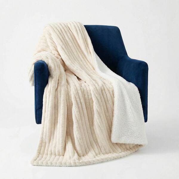 Lavish Home 60 in. x 70 in. Ivory Fabric Faux Fur Throw Blanket 66