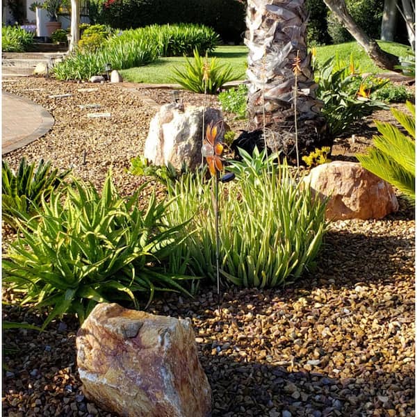 Southwest Boulder & Stone 25 cu. ft. 4 in. To 6 in. Large Hickory Creek Bulk Landscape Rock and Pebble for Gardening, Landscaping and Walkways