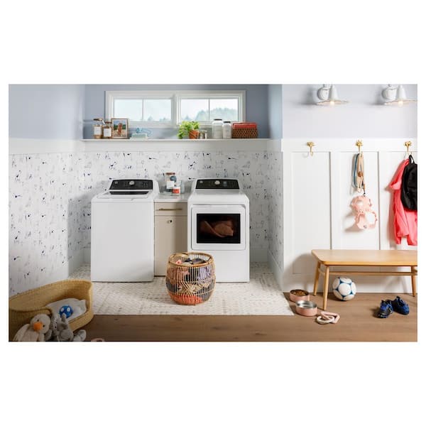 GE 7.4 cu. ft. Electric Dryer with Sensor Dry in White