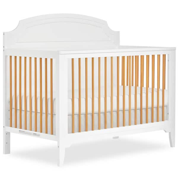 Stratton hotsell convertible crib