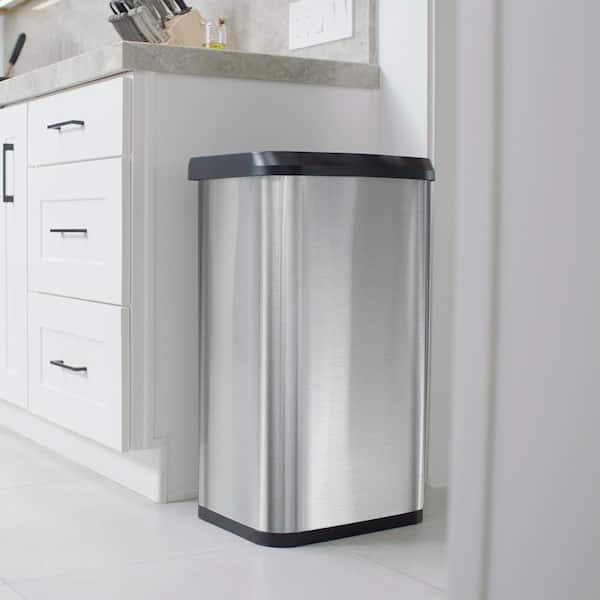 Glad 20 Gallon / 75.5 Liter Extra Capacity Stainless Steel Step Trash Can  with CloroxTM Odor Protection, Pewter