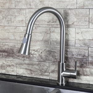 Luxurious Single Handle Pull-Down Sprayer Kitchen Faucet in Brushed Nickel