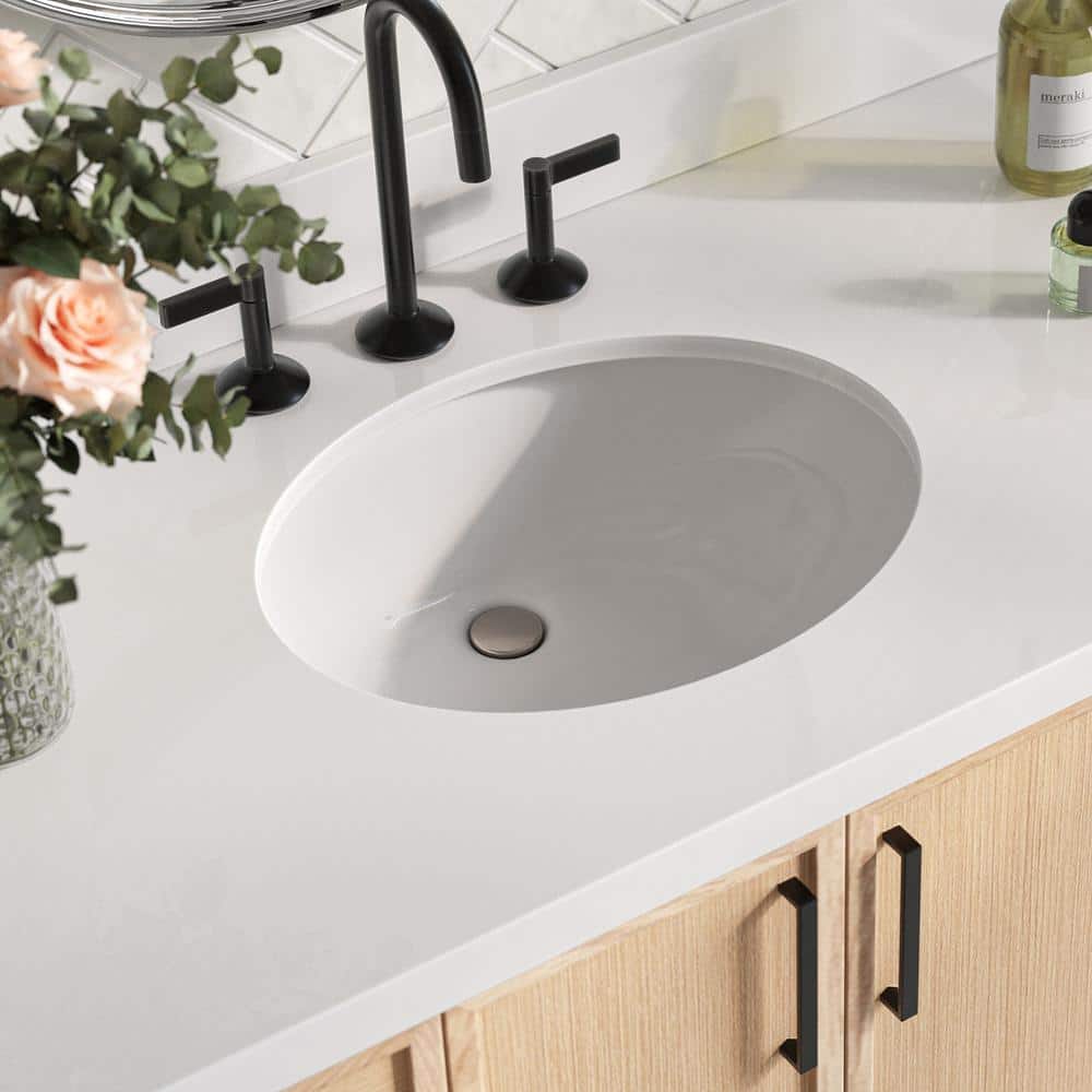 Oak Single Sink Bathroom Vanity with Pure White Quartz Top