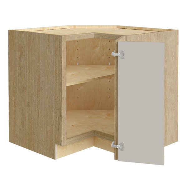 Washington 33 in. W x 24 in. D x 34.5 in. H Assembled Plywood Corner Easy Reach Base Kitchen Cabinet in Oak RH