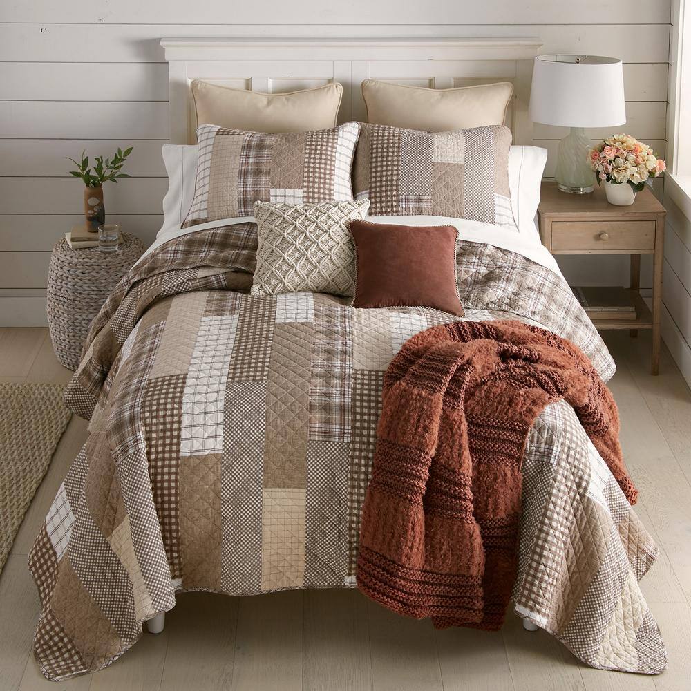 White and Taupe Reversible Cotton King Quilt Set