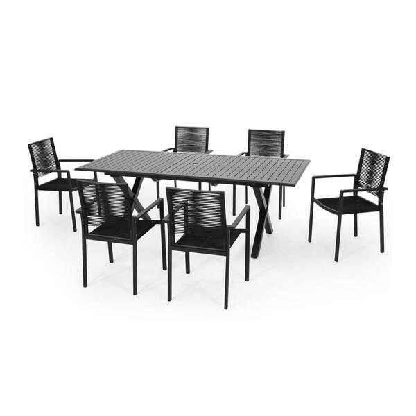 taku dining table