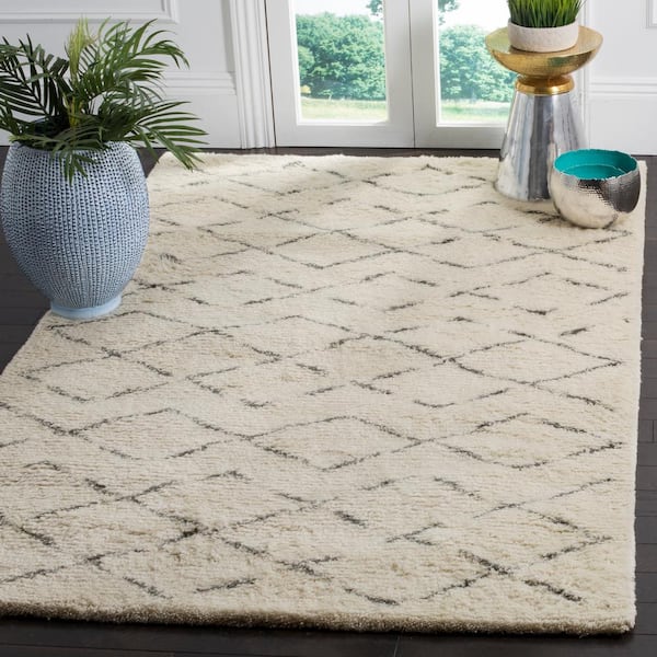 Casablanca Ivory/Gray 9 ft. x 12 ft. Area Rug