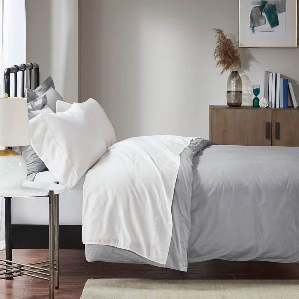 1500 Thread Count White Cotton Blend Pillowcases - Standard/Queen