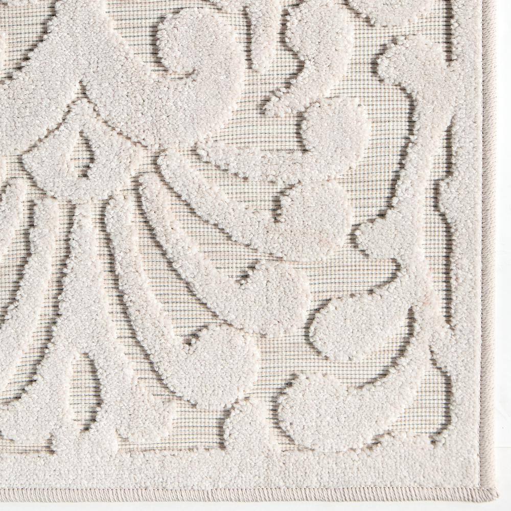 Natural Floral Rectangular Synthetic Indoor/Outdoor Rug