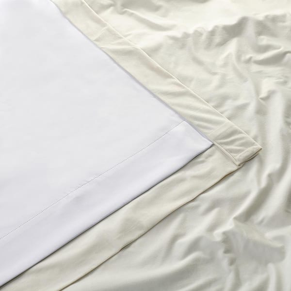 Encommium længde udstødning Exclusive Fabrics & Furnishings Warm Off White Velvet Rod Pocket Blackout  Curtain - 100 in. W x 108 in. L-VPCH-VET1219-108 - The Home Depot