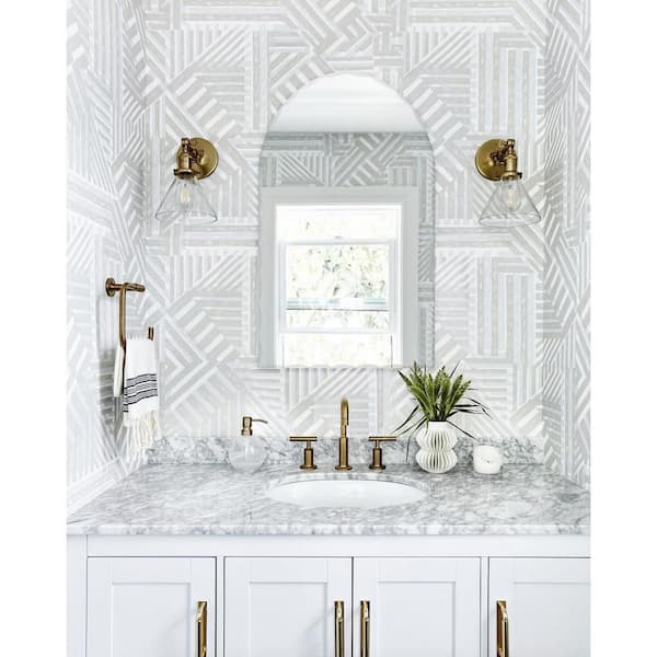 Decor Wonderland 24 in. W x 32 in. H Frameless Arched Beveled Edge Bathroom Vanity Mirror in Silver