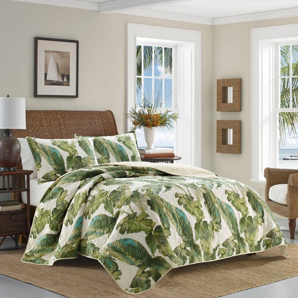 UPC 883893686007 product image for Fiesta Palms 2-Piece Green Floral Cotton Twin Quilt Set | upcitemdb.com