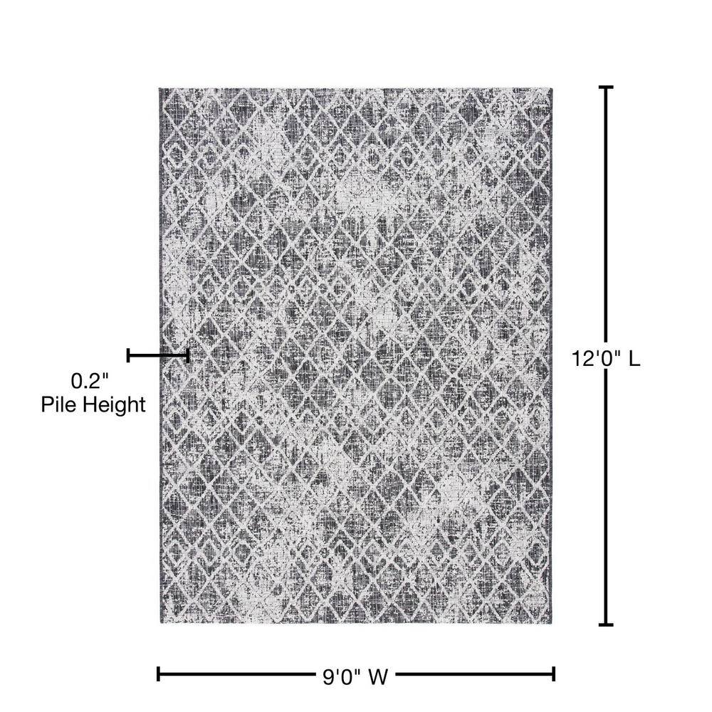 Black and Grey Geometric Indoor/Outdoor Area Rug 9' x 12'