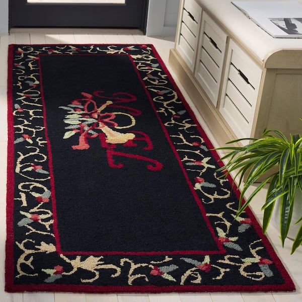 Chelsea 3 ft. x 6 ft. Black Border Holiday Runner Rug