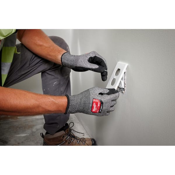 Milwaukee Large High Dexterity Cut Level 3 Resistant Nitrile