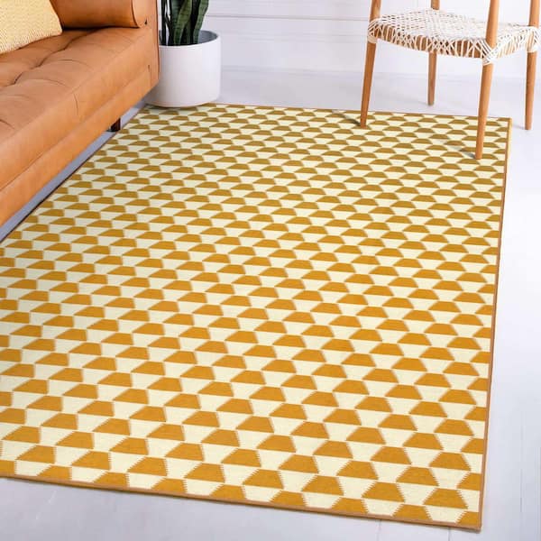 Yanis Yellow/Gold 5 ft. x 7 ft. Geometric Washable Area Rug