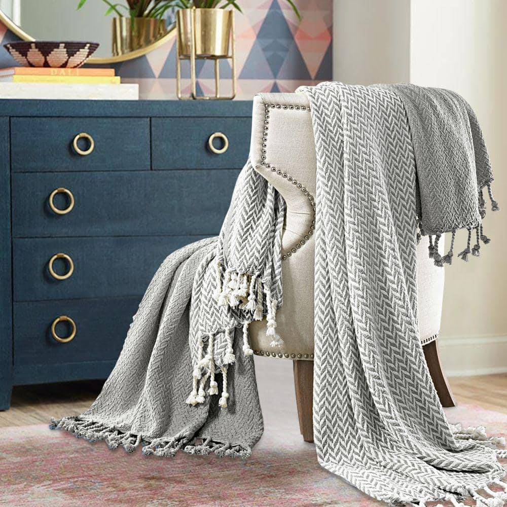 Gray and White Herringbone Cotton Throw Blanket Set