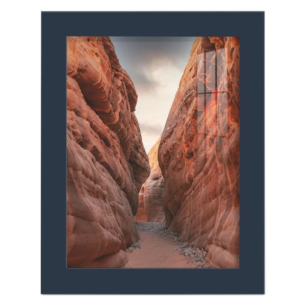 Wexford Home Modern 6 in. x 8 in. Dark Blue Picture Frame