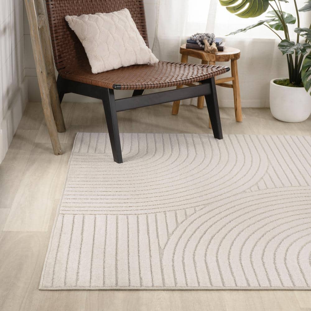 Ivory Geometric 8' x 10' Synthetic Washable Area Rug