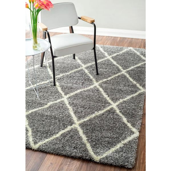 Everly Geometric Shag Ash 4 ft. x 6 ft. Area Rug