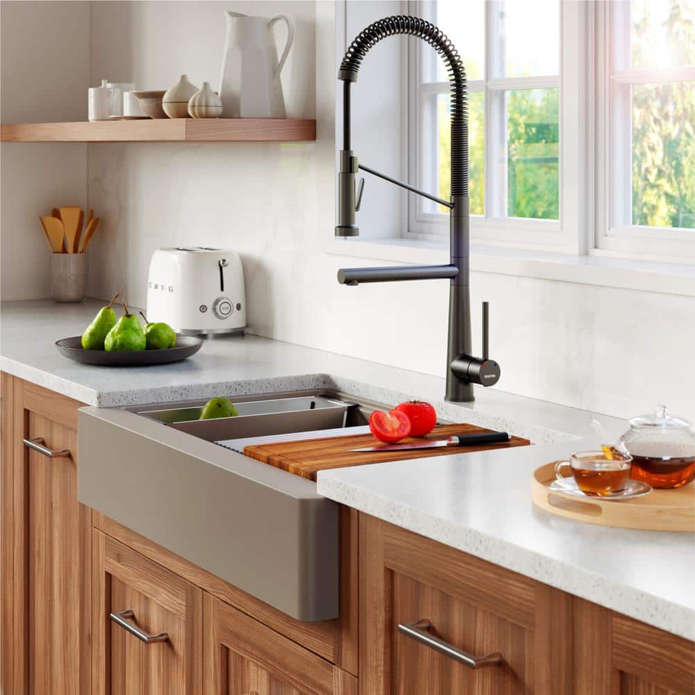Concrete Quartz 34'' Single Bowl Farmhouse Workstation Sink