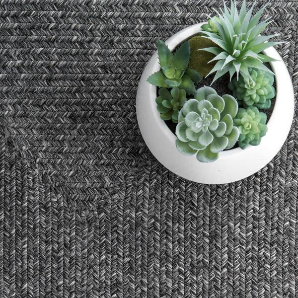 10 Round Charcoal nuLOOM Lefebvre Braided Indoor/Outdoor Area Rug