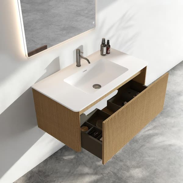 Miette. ページ FAMYYT 36 in. W Pre-assembled Single Sink Freestanding Striped Oak