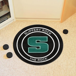 Slippery Rock Black 2 ft. Round Hockey Puck Accent Rug