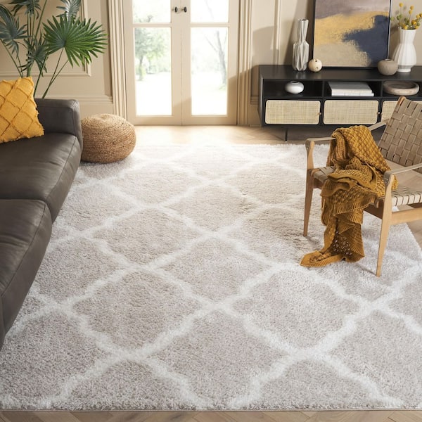Tahoe Shag 7 ft. x 7 ft. Silver/White Trellis Diamond Square Area Rug