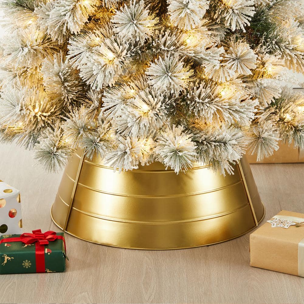 22 in. Gold Metal Christmas Tree Collar