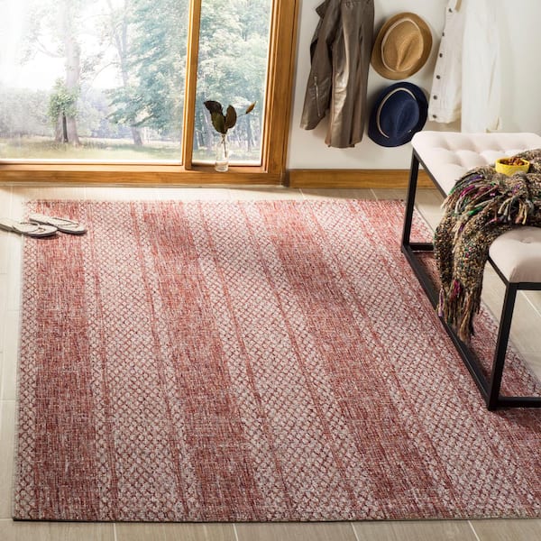 Courtyard Light Beige/Terracotta 7 ft. x 10 ft. Geometric Indoor/Outdoor Patio  Area Rug